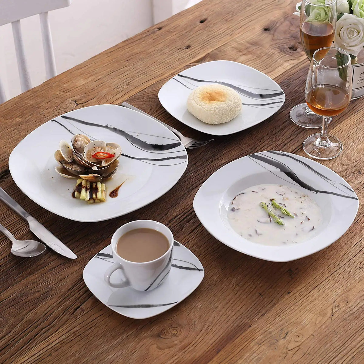 30/60-Piece Porcelain China Ceramic Dinner Set with Cups Saucers Dessert Plates Soup Plates Dinner Plates Set