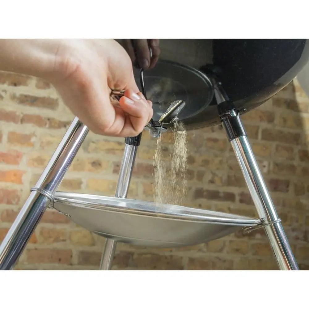 18-Inch Black Outdoor BBQ Grill with One-Touch Cleaning and Precise Temperature Control
