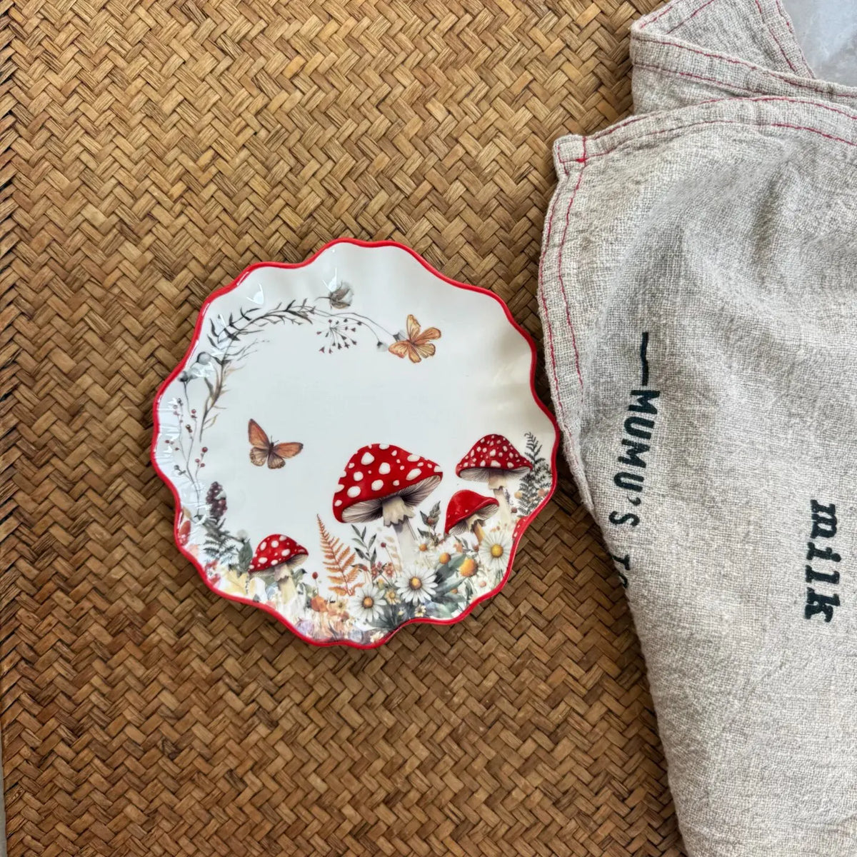 New Christmas Series Dim Sum Plate Ceramic Tableware Small Plate Cake Dessert Afternoon Tea Plate Christmas Tableware